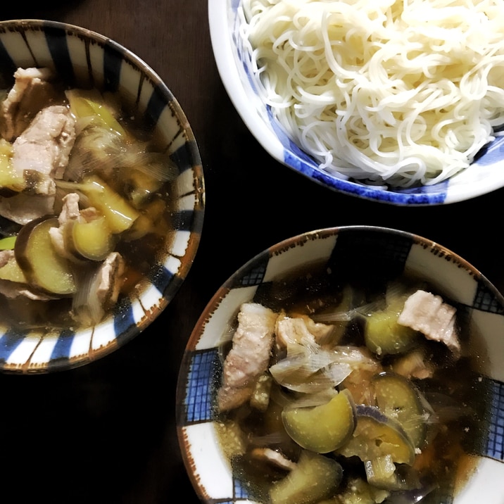 豚バラと茄子で つけそうめんのおつゆ レシピ 作り方 By 実季 楽天レシピ 豚バラと茄子で つけそうめんのおつゆ レシピ 作り方 By 実季 楽天レシピ